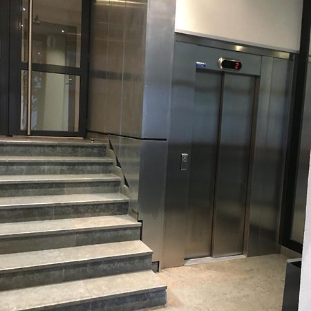 Appartement Residence Quartier Vilette Paul Bert Box Garage Lyon Buitenkant foto