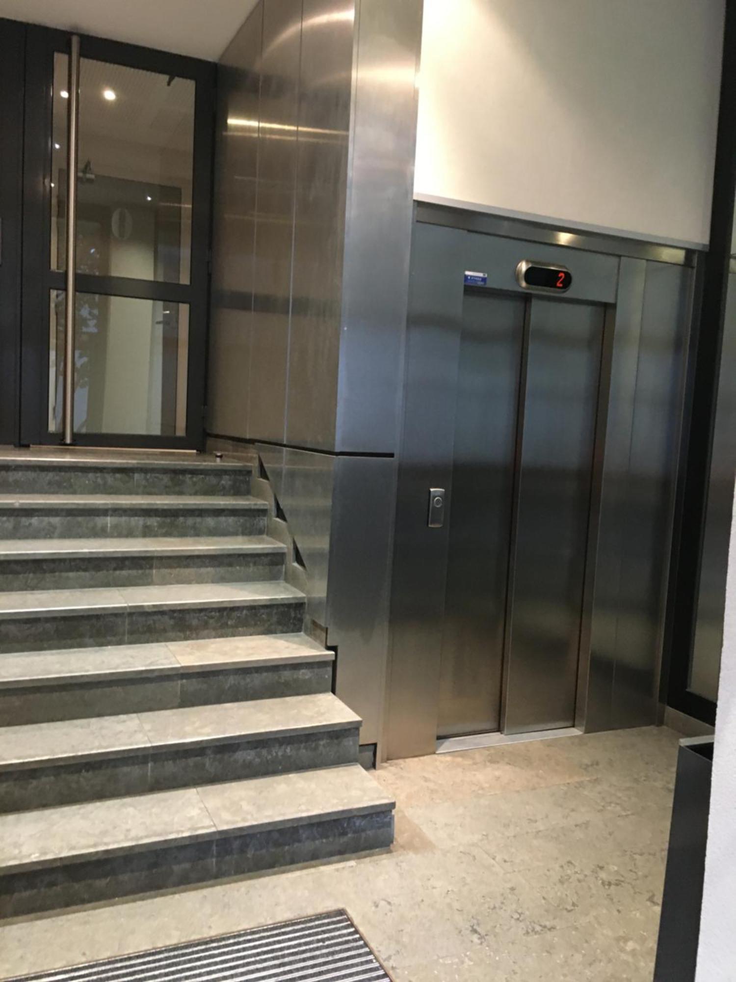 Appartement Residence Quartier Vilette Paul Bert Box Garage Lyon Buitenkant foto